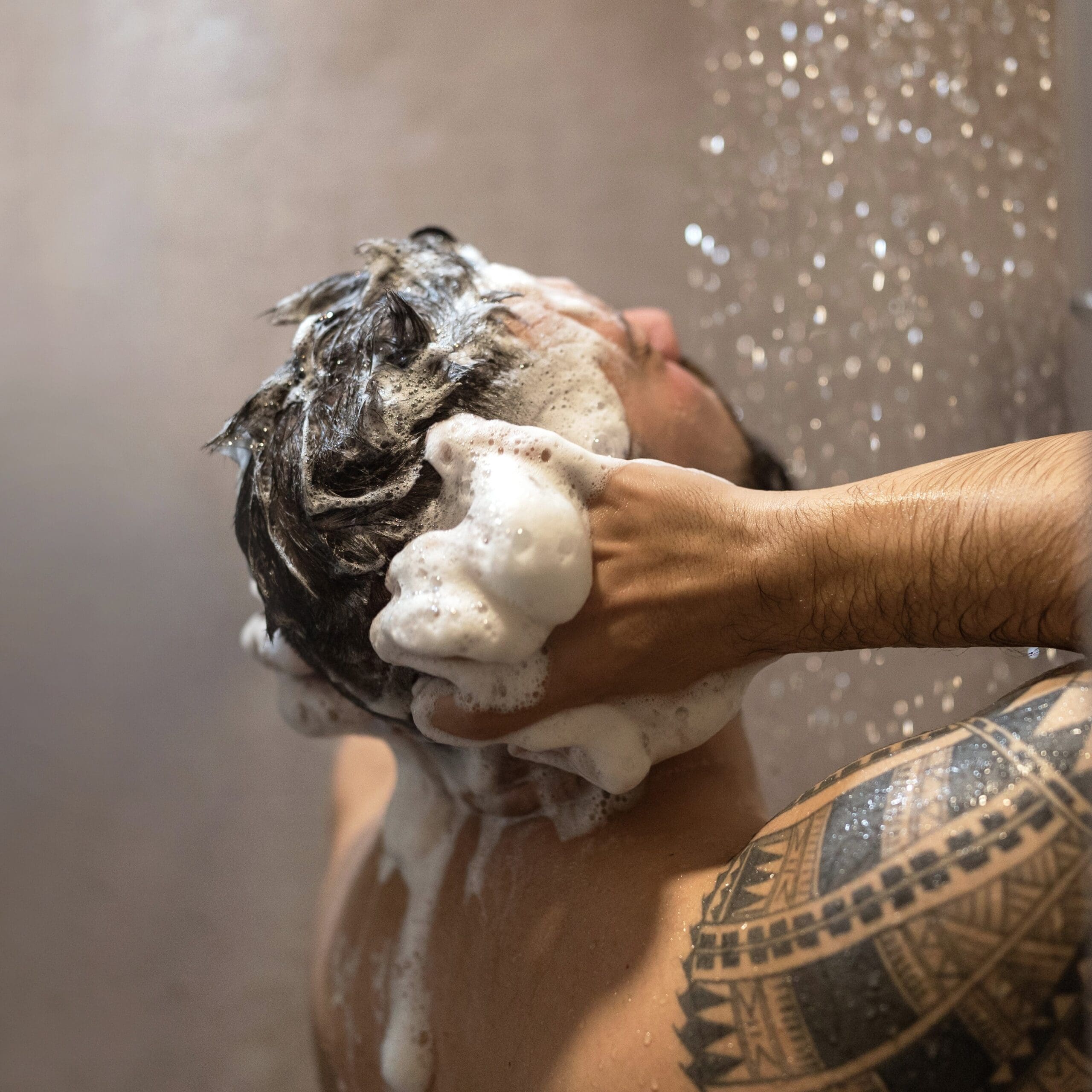 ARxSBx80xAD-InUse-Shower-001-Square